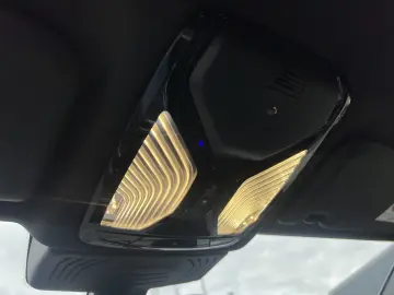 X4 M40i Head-Up HK HiFi DAB LED WLAN Standhzg.