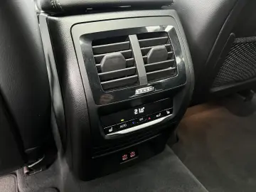X4 M40i Head-Up HK HiFi DAB LED WLAN Standhzg.