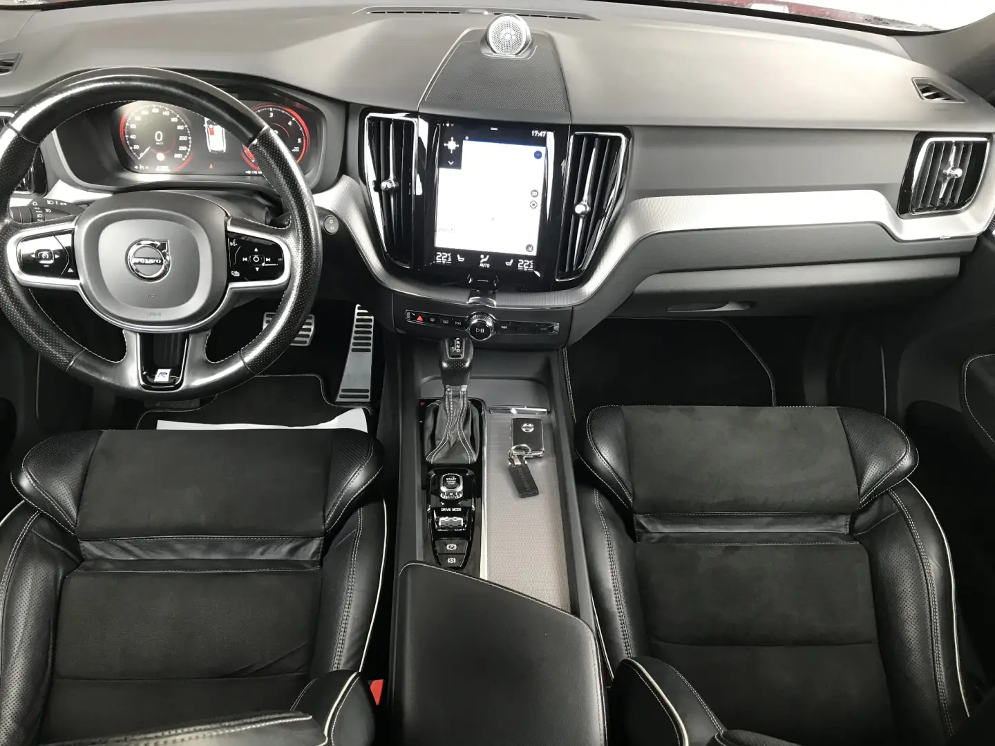 Volvo XC 60 D4 R-Design