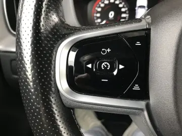 Volvo XC 60 D4 R-Design