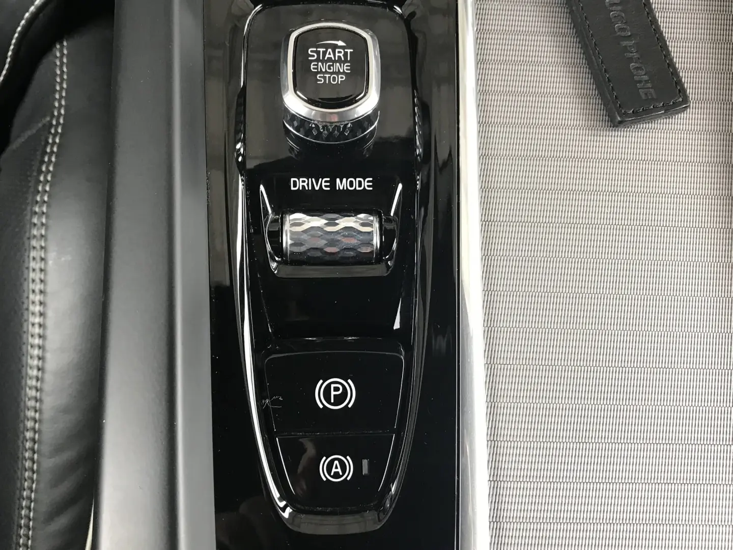 Volvo XC 60 D4 R-Design