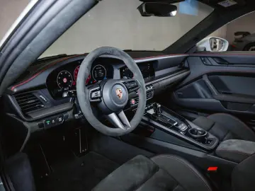 911 Carrera 4 GTS Liftsystem Bose Sportsitze