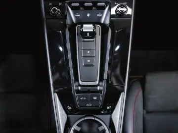 911 Carrera 4 GTS Liftsystem Bose Sportsitze