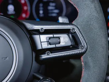 911 Carrera 4 GTS Liftsystem Bose Sportsitze