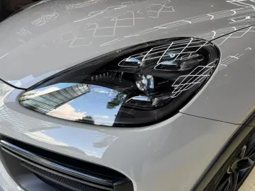 Porsche Cayenne Coupe Turbo GT