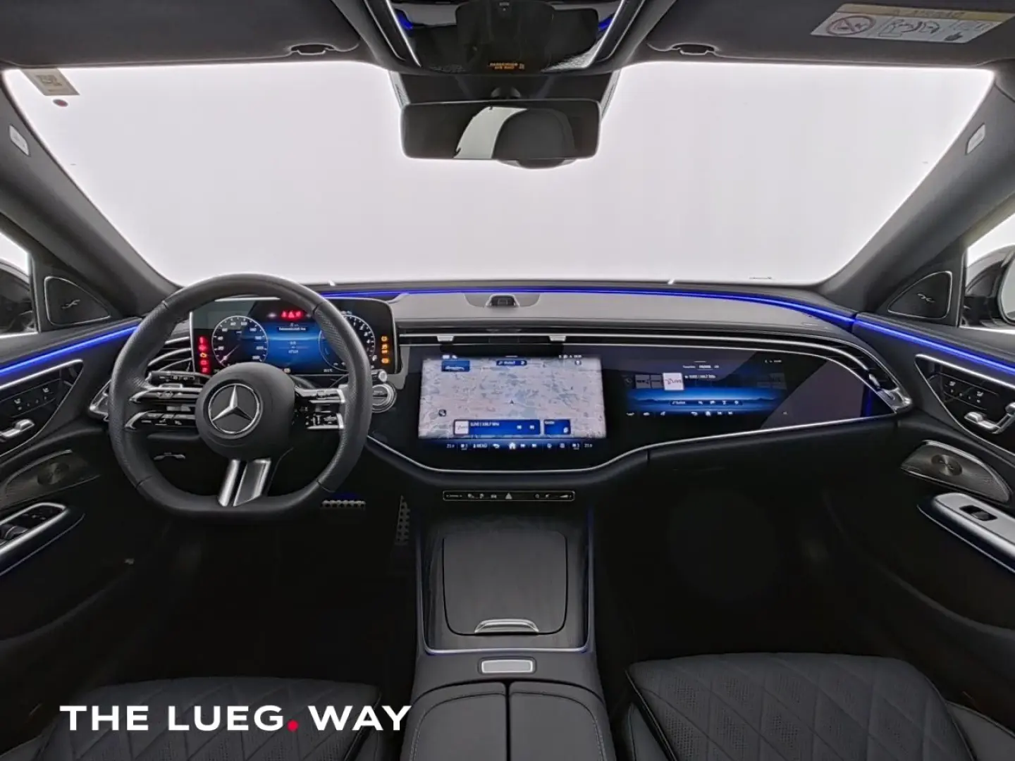 E 300 de T 4M AMG+MBUX+DLight+Pano+AHK+Airm+360°
