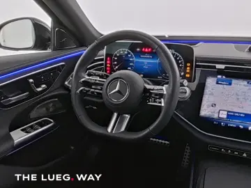 E 300 de T 4M AMG+MBUX+DLight+Pano+AHK+Airm+360°