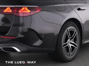 E 300 de T 4M AMG+MBUX+DLight+Pano+AHK+Airm+360°