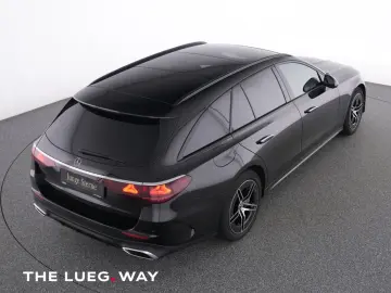 E 300 de T 4M AMG+MBUX+DLight+Pano+AHK+Airm+360°