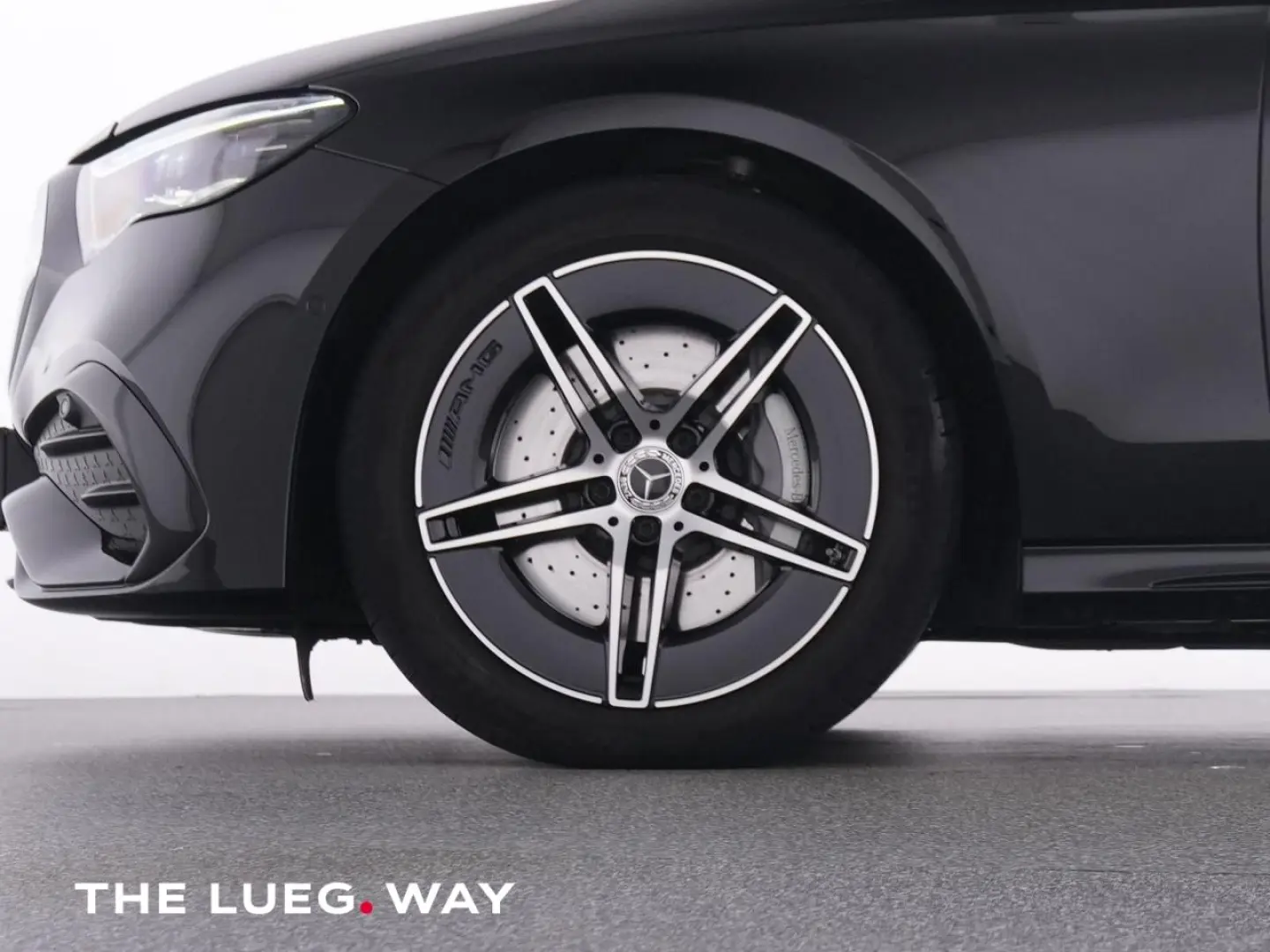 E 300 de T 4M AMG+MBUX+DLight+Pano+AHK+Airm+360°