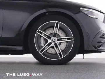 E 300 de T 4M AMG+MBUX+DLight+Pano+AHK+Airm+360°