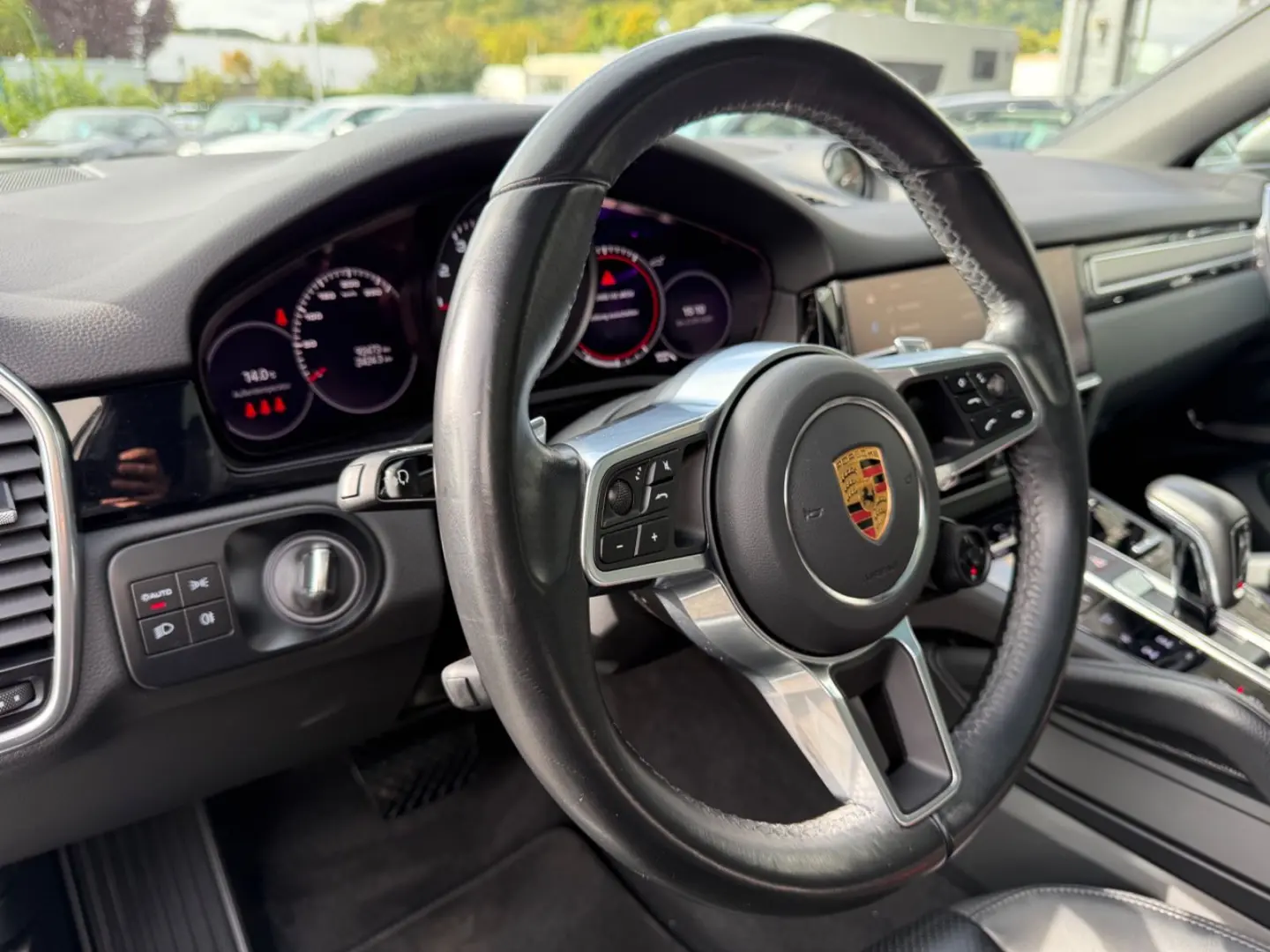 Cayenne Coupe Platinum Edition *1. Hand *Chrono