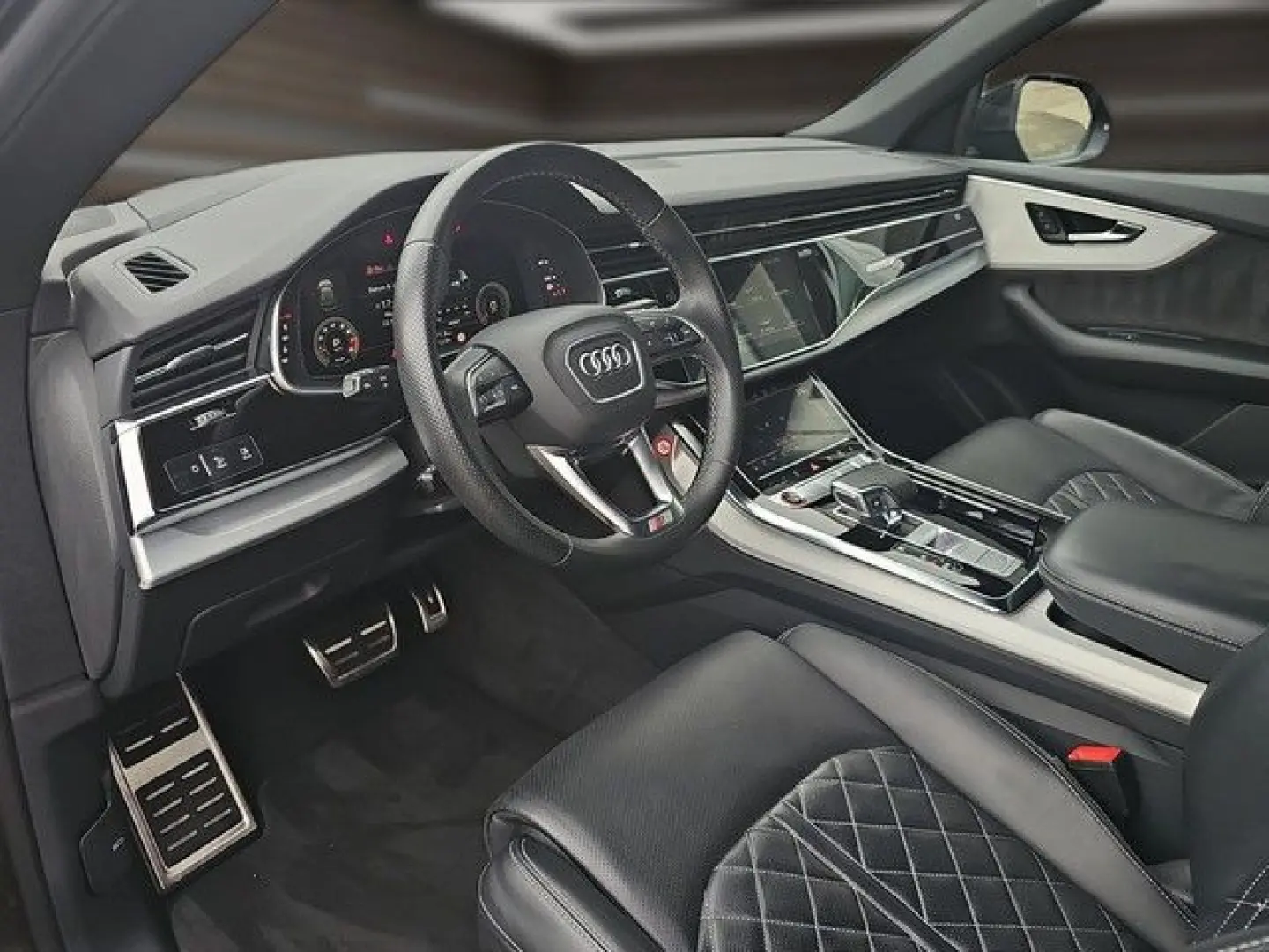 SQ8 4.0 TFSI quattro Tiptronic Matrix HUD Pano