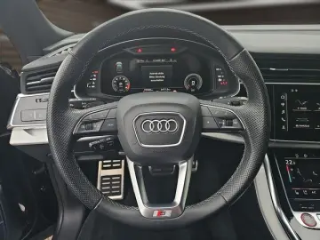 SQ8 4.0 TFSI quattro Tiptronic Matrix HUD Pano