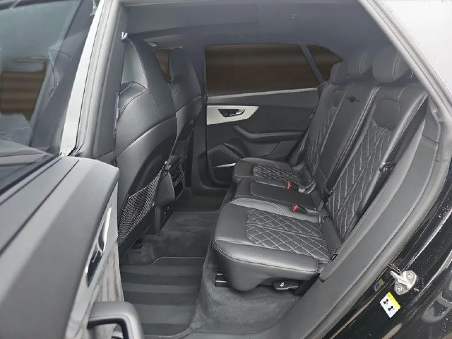SQ8 4.0 TFSI quattro Tiptronic Matrix HUD Pano