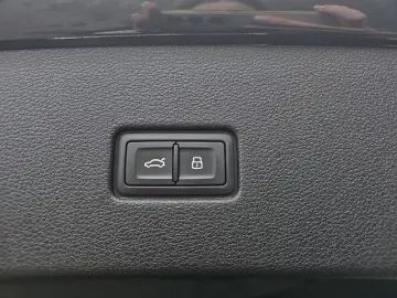 SQ8 4.0 TFSI quattro Tiptronic Matrix HUD Pano