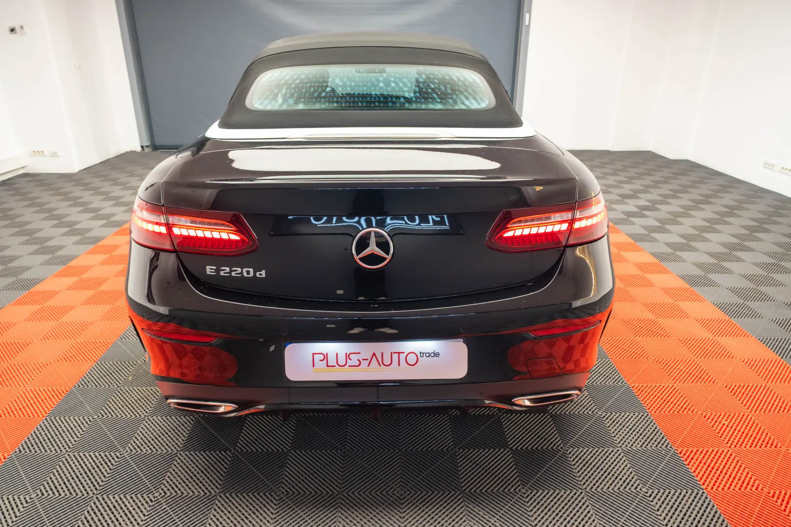 Mercedes Benz E 220d Cabrio
