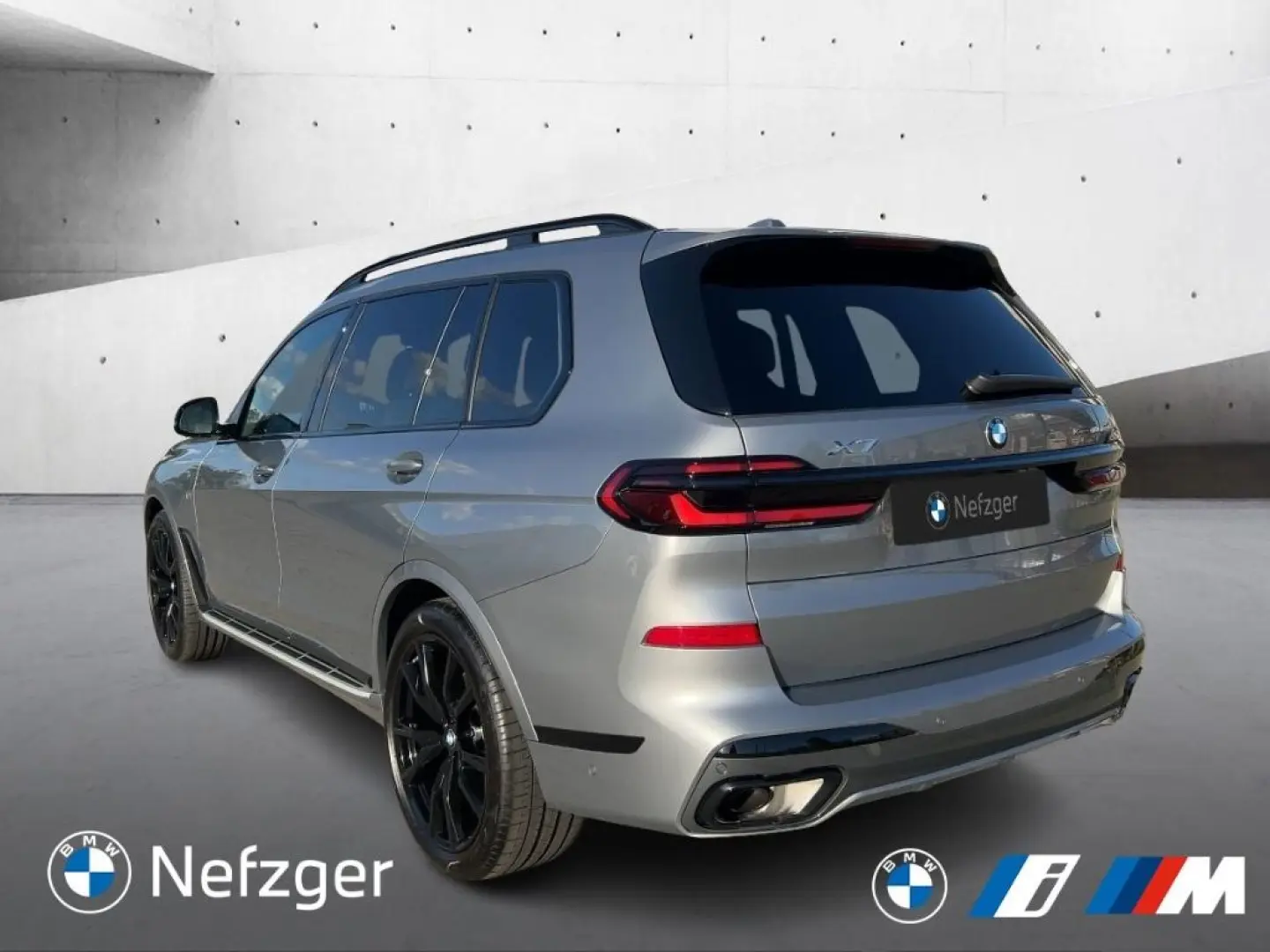 X7 xDrive40d M Sport Massage B&W Panorama Standh