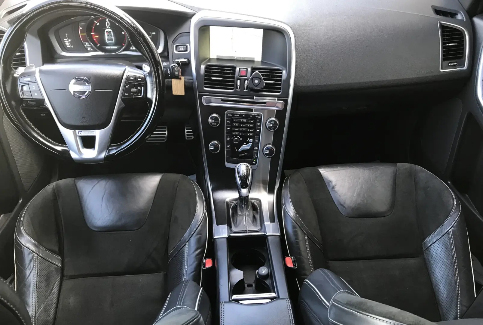 Volvo XC 60 D4AWD R-Design