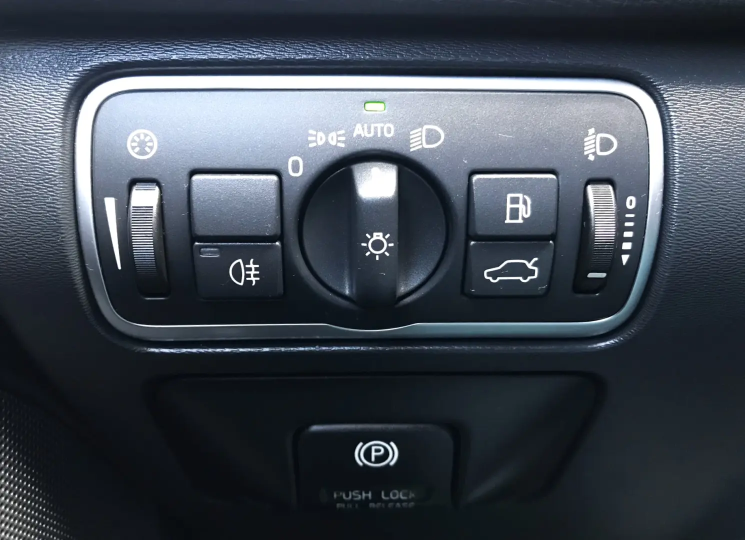 Volvo XC 60 D4AWD R-Design