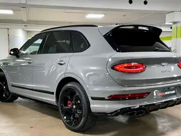 BENTAYGA V8 S CARBON NAIM MASSAGE PANO FULL!