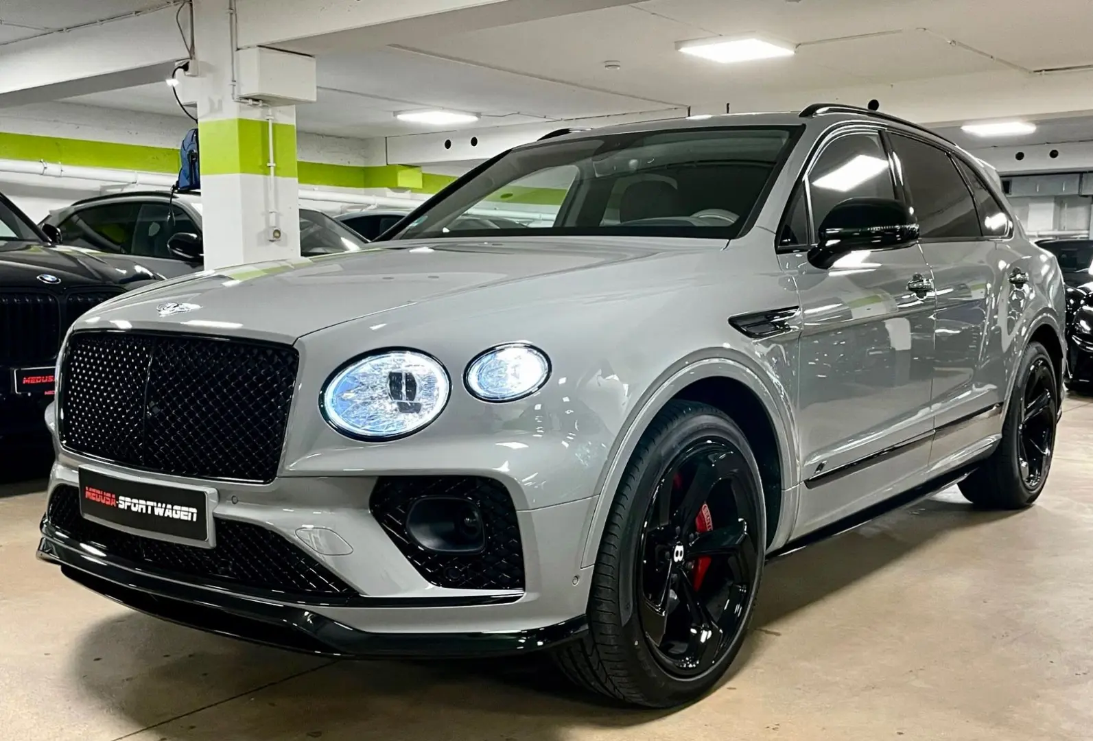 BENTAYGA V8 S CARBON NAIM MASSAGE PANO FULL!