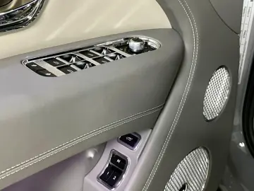 BENTAYGA V8 S CARBON NAIM MASSAGE PANO FULL!