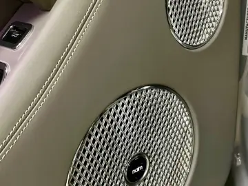 BENTAYGA V8 S CARBON NAIM MASSAGE PANO FULL!