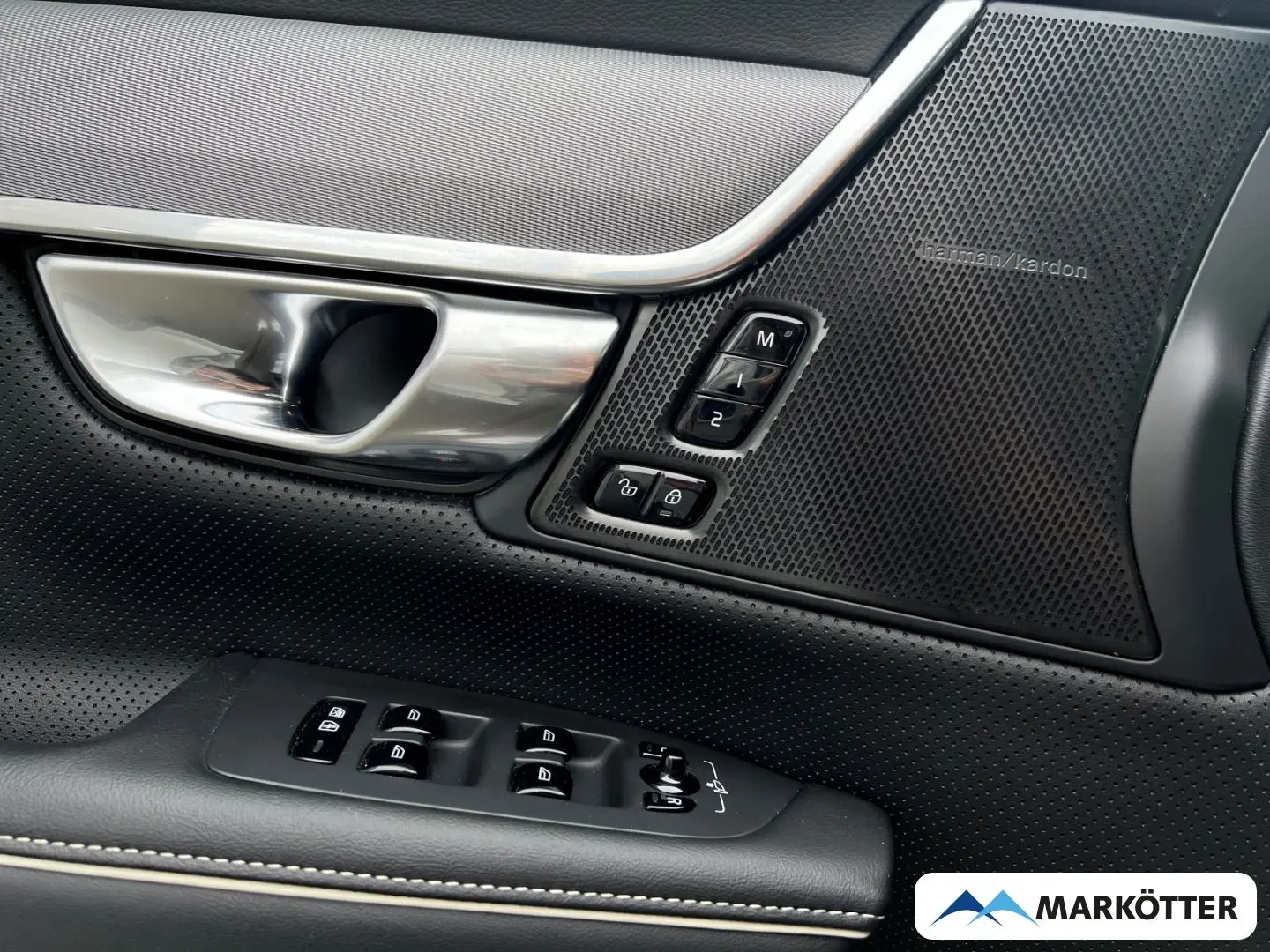 Volvo V90 T6 AWD Recharge R-Design AHK/PANO/HUD