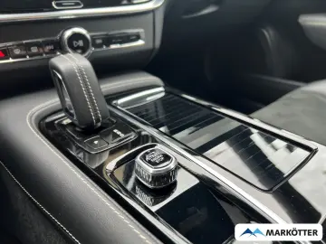 Volvo V90 T6 AWD Recharge R-Design AHK/PANO/HUD
