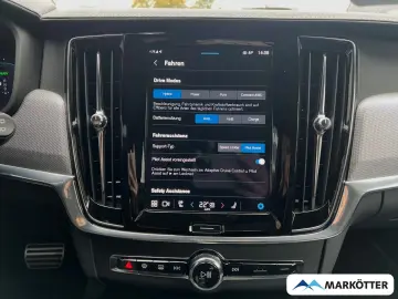 Volvo V90 T6 AWD Recharge R-Design AHK/PANO/HUD