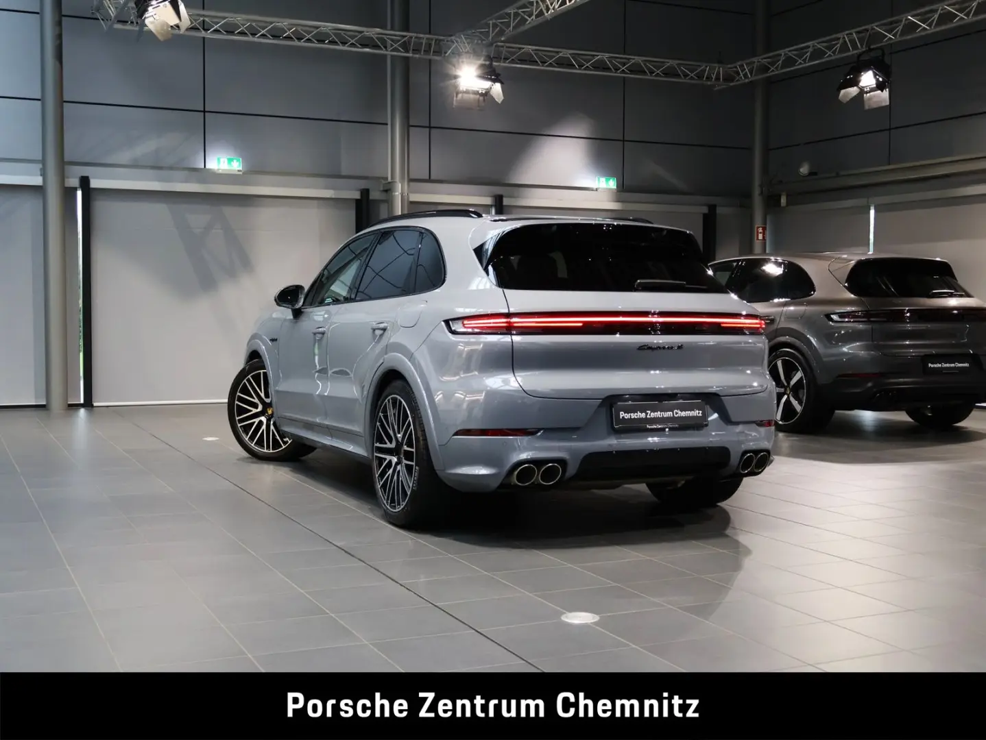 Cayenne S E-Hybrid Sitzbelüft.;BOSE;HD-Matrix;So