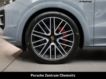 Cayenne S E-Hybrid Sitzbelüft.;BOSE;HD-Matrix;So