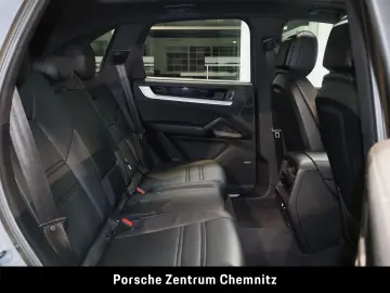Cayenne S E-Hybrid Sitzbelüft.;BOSE;HD-Matrix;So