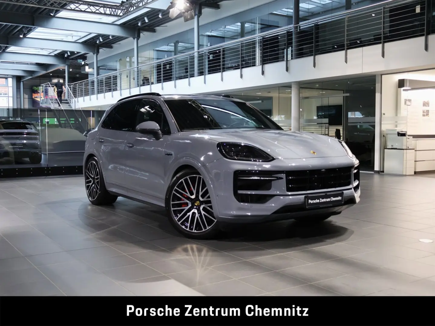 Cayenne S E-Hybrid Sitzbelüft.;BOSE;HD-Matrix;So