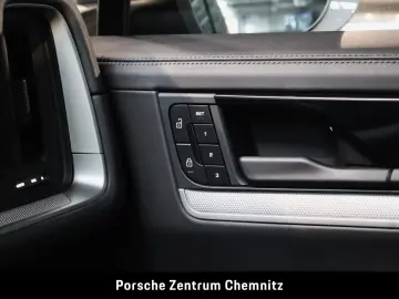 Cayenne S E-Hybrid Sitzbelüft.;BOSE;HD-Matrix;So