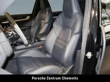 Cayenne S E-Hybrid InnoDrive;BOSE;Sportabgas;18-