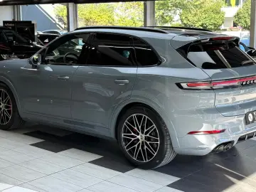 Cayenne S *Pano*HuD*Sport-Design*InnoDrive*AHK