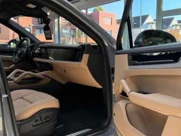 Cayenne S *Pano*HuD*Sport-Design*InnoDrive*AHK
