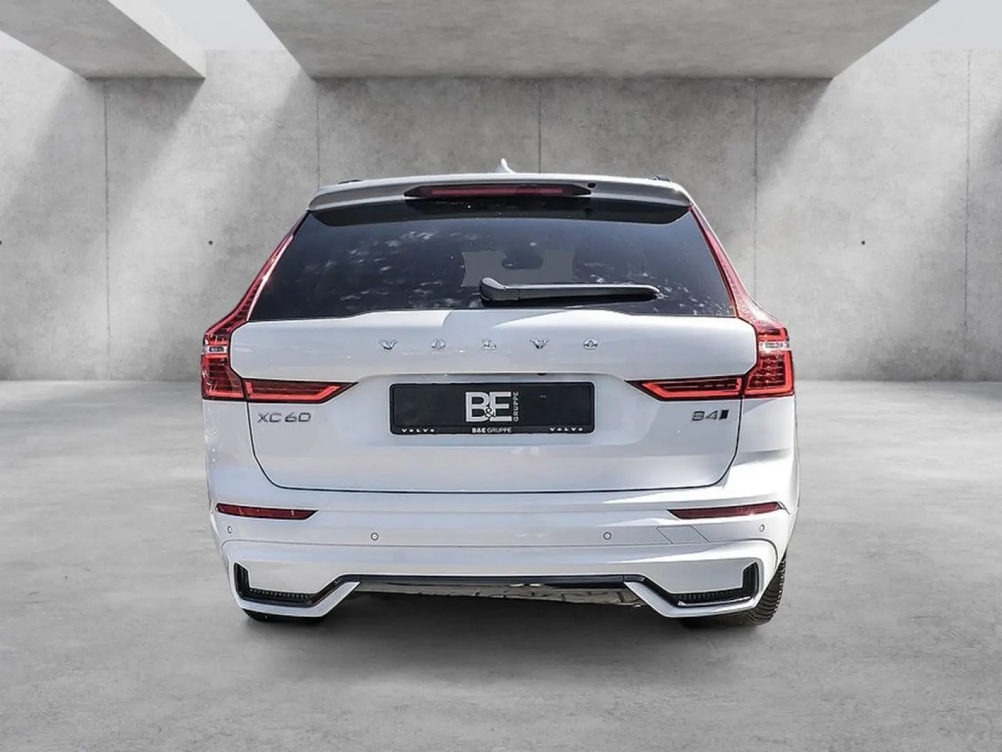 XC60 B4 Plus Dark AWD