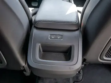 XC60 B4 Plus Dark AWD