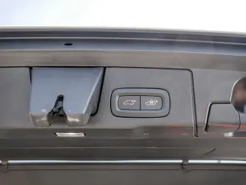 XC60 B4 Plus Dark AWD
