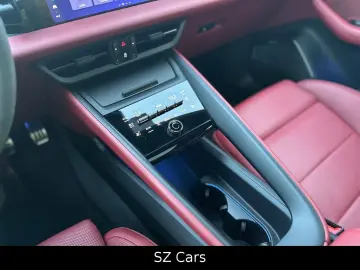 Macan Electric Turbo*Vierradlenkung*Matrix*ACC