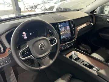 XC60 T8 Plus Bright Recharge AWD FourC 21'' 360°