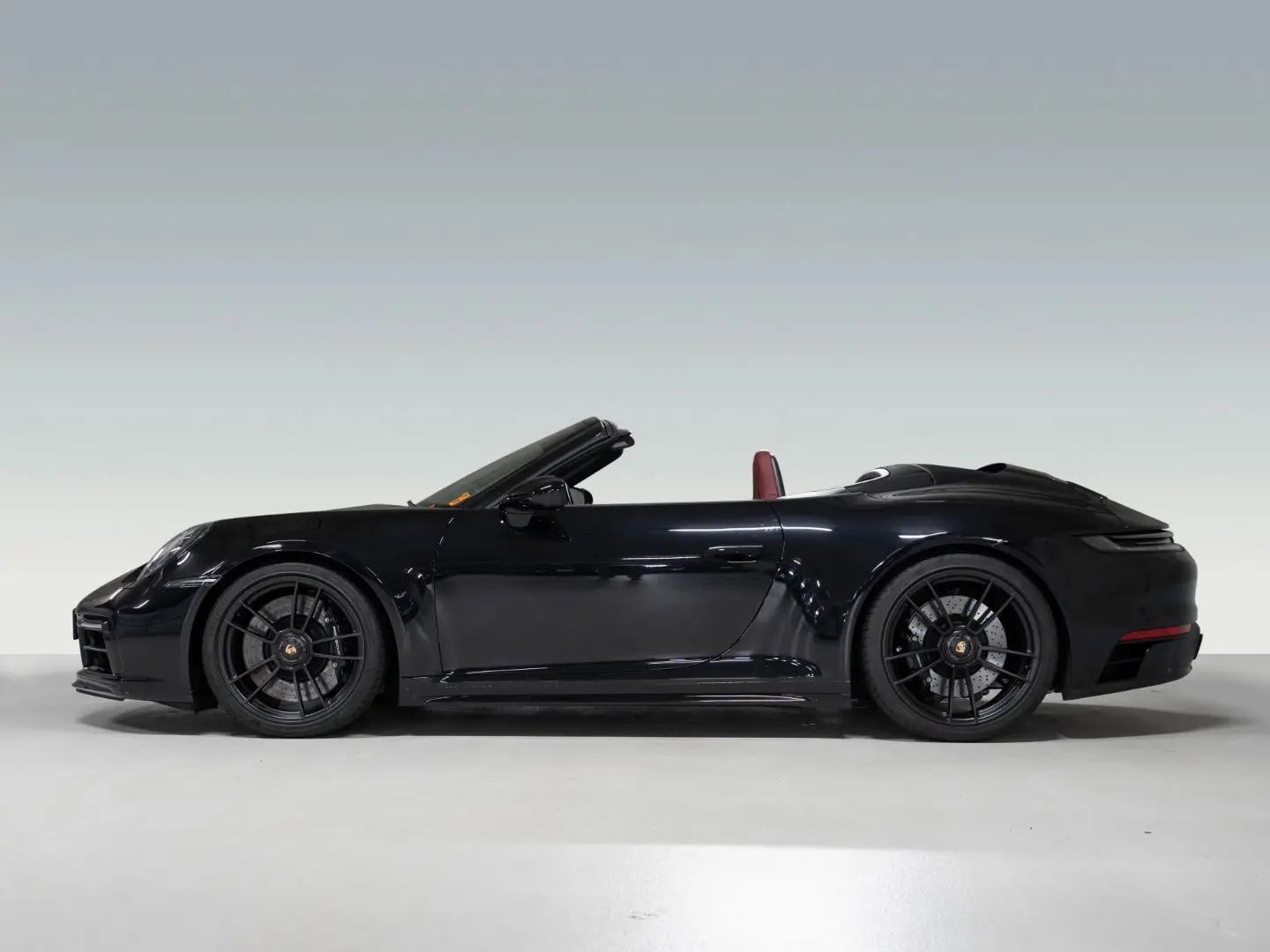 992 Carrera 4 GTS Cabriolet Burmester Lift-VA