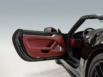 992 Carrera 4 GTS Cabriolet Burmester Lift-VA