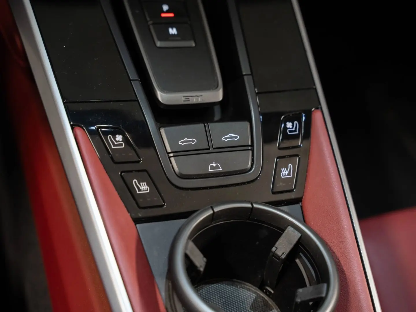 992 Carrera 4 GTS Cabriolet Burmester Lift-VA