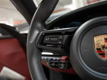 992 Carrera 4 GTS Cabriolet Burmester Lift-VA