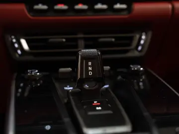 992 Carrera 4 GTS Cabriolet Burmester Lift-VA