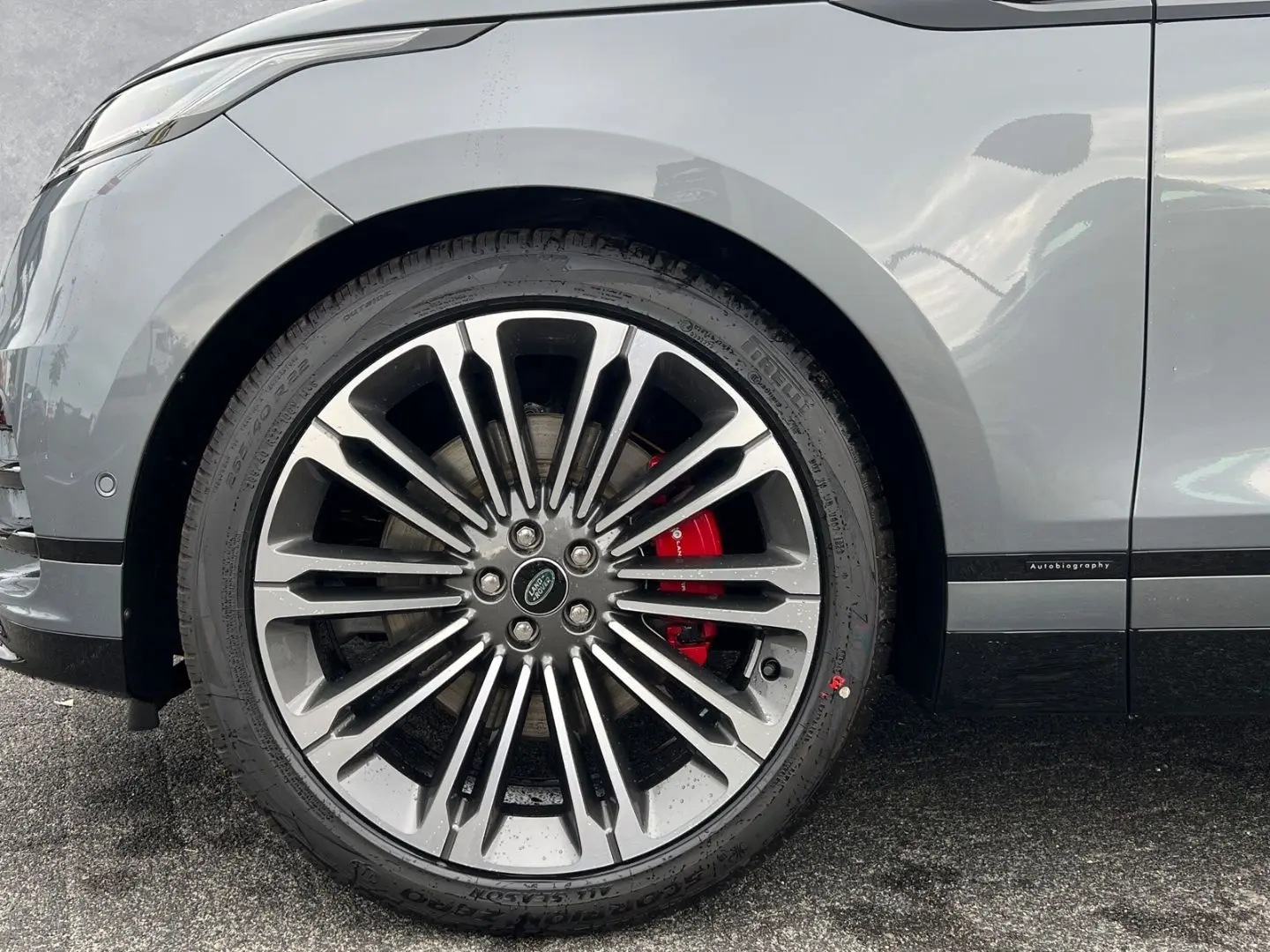 Land Rover Range Rover Velar P400 Autobiography Black